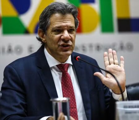 Haddad chama de 'plano robusto' o pacote para contornar impasse do IOF 