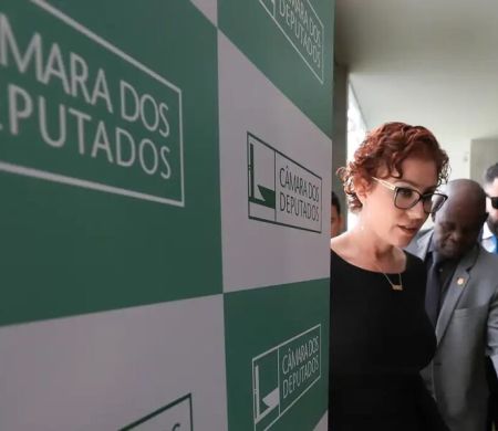 STF julga recurso em que Zambelli pede para anular condenação