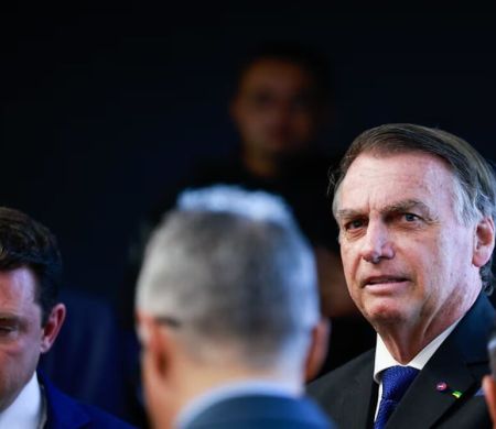 Bolsonaro não foi indiciado, apesar de PF apontar materialidade de crimes