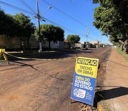Governo injeta R$ 17 milhões no recapeamento de ruas em bairro de Dourados