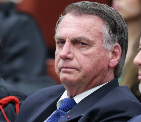 Defesa de Bolsonaro aciona STF contra delação premiada de Cid
