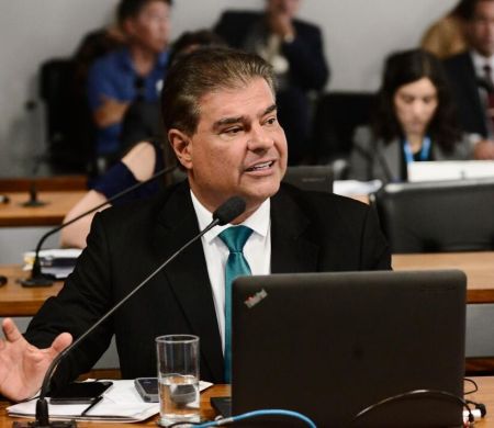 Nelsinho recebe sinal verde da FAB para repatriação de brasileiros em Israel