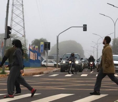 Frente fria avança e muda o tempo em MS a partir de domingo