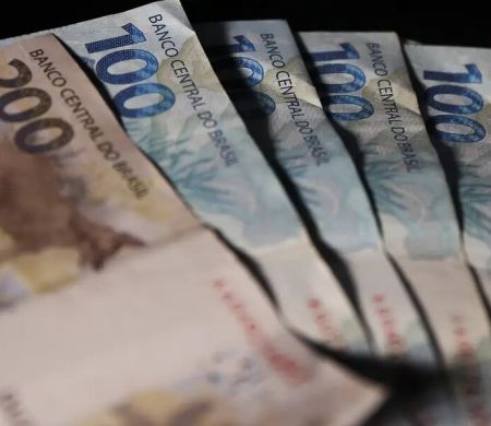 Selic chega a 15% e provoca reação do setor produtivo e de sindicatos