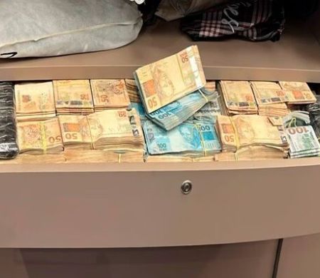 Prefeitos na mira da PF são afastados após descoberta de dinheiro entocado