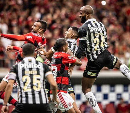 Sem Pedro, Flamengo visita o pressionado Santos pelo Brasileirão