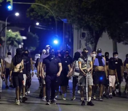 Movimento xenófobo promove caçadas a imigrantes em cidade espanhola