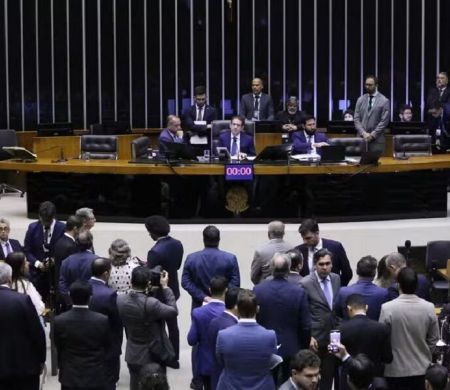 Câmara aprova PL que flexibiliza licenciamento ambiental