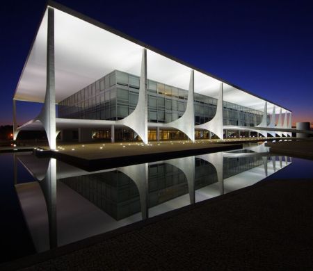 Planalto tenta ser rápido para fazer reforma do IR valer em 2026
