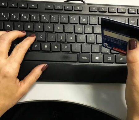 Associação pede a inclusão de sites dos EUA em lista de pirataria