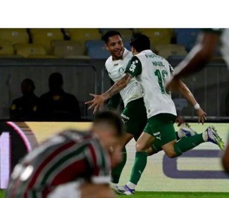 Palmeiras vira sobre o Fluminense no Maracanã