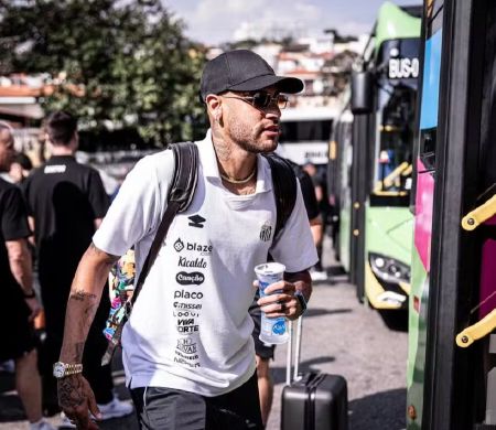 Neymar pode retornar à Europa e reforçar rival do PSG, diz jornal