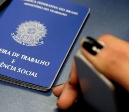 Desemprego cai a 5,8% no 2º trimestre, revela IBGE 