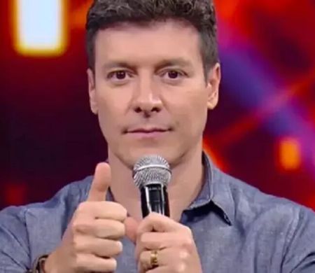 Após 16 anos na Recortv, Faro assina com a Globo 