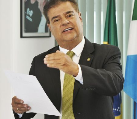 Nelsinho libera R$ 2 milhões para iluminação pública em Ladário e Miranda