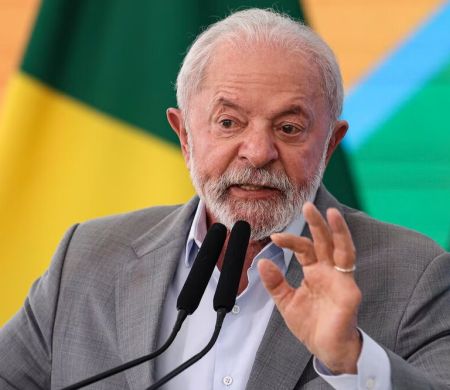 Governo Lula mantém reprovação de 40% após tarifaço e roubo do INSS