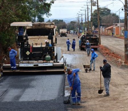 Governo investe em asfalto e transforma região norte da Capital