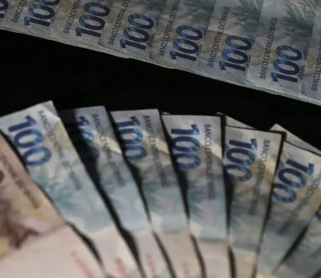 Saques na poupança superam depósitos em R$ 6,25 bi em julho
