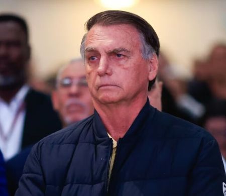 Alegando ausência de provas, Bolsonaro pede para ser absolvido no suposto golpe
