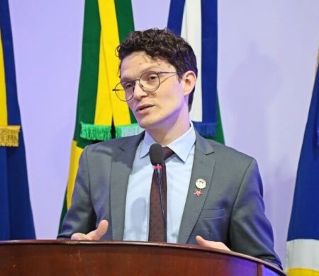 Vereador propõe rede de cursinhos populares e transporte gratuito no Enem 