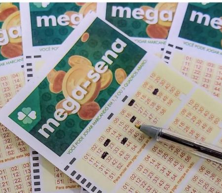 Mega-Sena acumula, mas quina rende R$ 40 mil a dois do DF