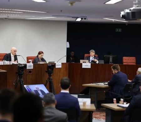Em véspera de julgamento, defesas intensificam visitas a ministros