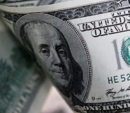 Dólar e Ibovespa rondam estabilidade com dados e feriado nos EUA 