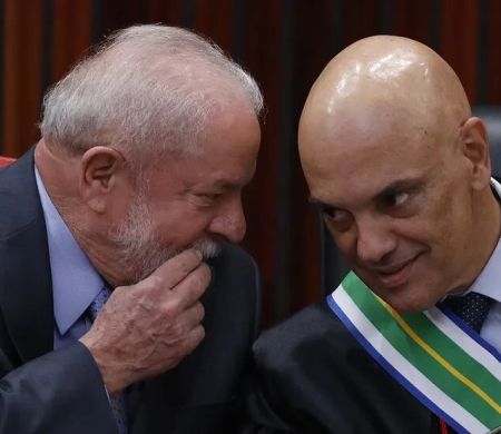 STF inicia ofensiva para condenar Bolsonaro sob críticas de perseguição