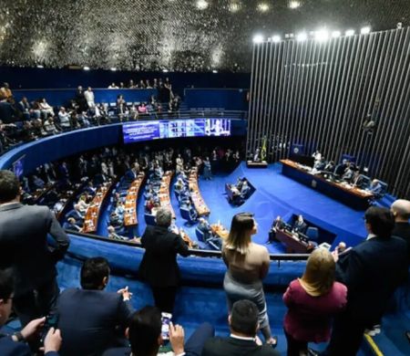 Prazo de inelegibilidade na Lei da Ficha Limpa é reduzido pelo Senado