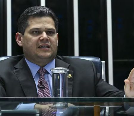 Anistia do Senado alivia pena de multidão e endurece aos líderes