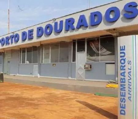 Voos comerciais voltam a decolar em Dourados após quatro anos