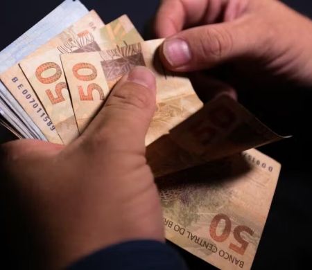 BC diz que 48 mi de pessoas ainda têm 'dinheiro esquecido' em bancos