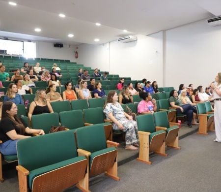 Maracaju capacita profissionais para proteger crianças vítimas de violência
