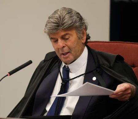 Fux afirma que Bolsonaro queria ‘a verdade’ ao questionar sistema