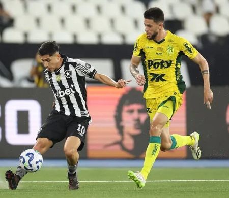 Botafogo abre três gols, mas Mirassol arranca empate fora de casa