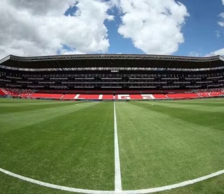 LDU recebe o São Paulo no jogo de ida das quartas da Libertadores 