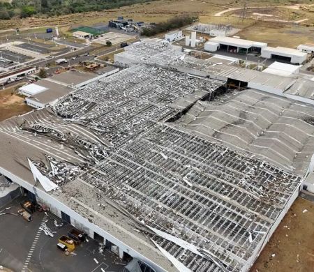 Toyota suspende produção no país após chuva destruir fábrica em SP