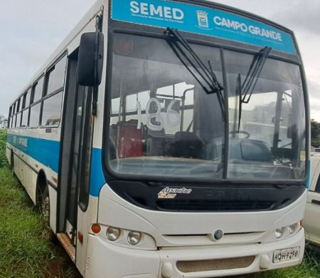 Prefeitura vai leiloar ônibus, caminhão e moto no dia 8 de outubro