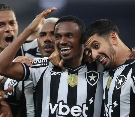 Botafogo vence Bahia, ultrapassa Mirassol e ingressa no G4 do Brasileiro