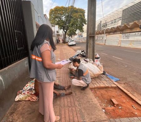 Censo norteará políticas públicas para moradores de rua na capital