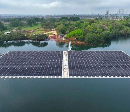 Usina de Itaipu termina montagem de “ilha solar” que vai gerar energia