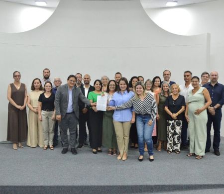Adriane Lopes dá posse aos membros dos Conselhos do IMPCG