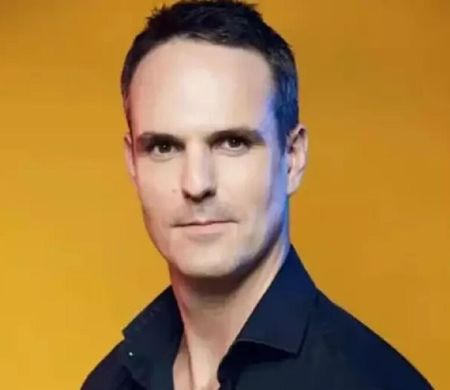 Morre aos 46 anos o ator australiano Ben Lewis, de 'O Fantasma da Ópera'