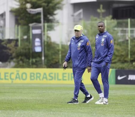 Com Joelinton, Seleção fica completa para amistosos contra Coreia e Japão