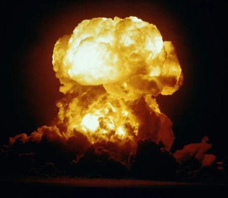 PEC de Kim Kataguiri autoriza o Brasil a produzir armas nucleares