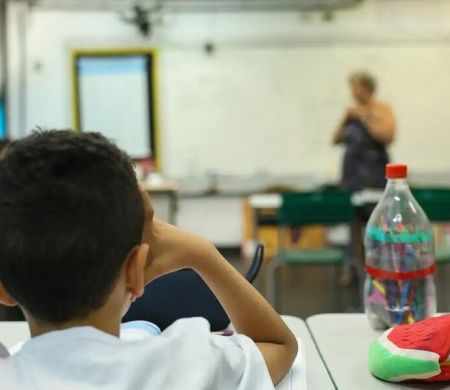 Governo abre canal para sugestões sobre uso de IA na educação