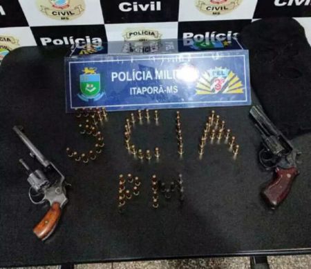 Após ameaçar agente, “Vovô” é preso com revólveres e munições 