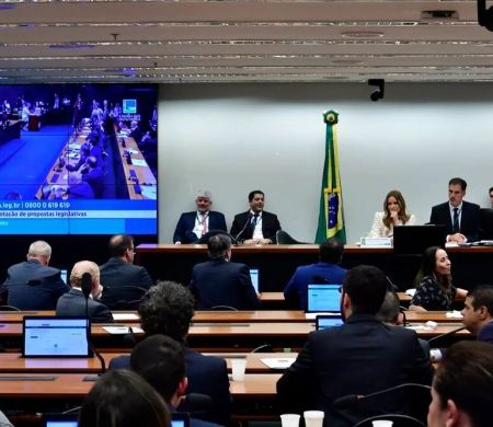 Votação da LDO de 2026 é adiada para a próxima terça no Congresso