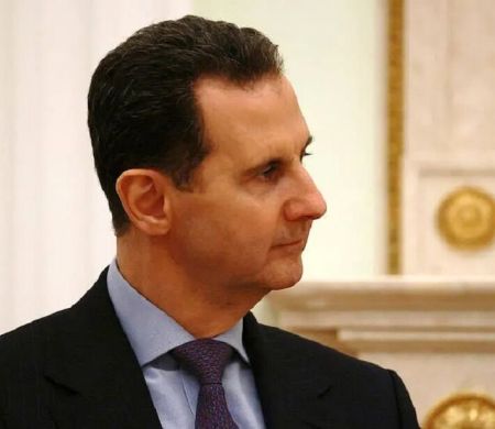 Líder da Síria pedirá a Putin que entregue Assad para julgamento
