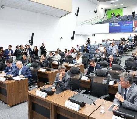 Assembleia vota proposta que torna línguas indígenas patrimônio cultural 